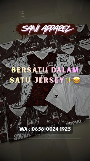 VENDOR PRINTING SUBLIM on Instagram: "Mau jersey desain suka-suka untuk tim, komunitas, atau dipakai sendiri? Kami solusinya! ✅ TANPA MINIMAL ORDER! (Pesan 1 pcs tetap kami layani) 💎 KUALITAS PREMIUM: Bahan nyaman, adem, dan printing anti luntur. Dijamin tampil beda! 🎨 DESAIN BEBAS: Wujudkan ide desainmu, mulai dari logo, nama, hingga warna. Yuk, langsung DM Admin 085800241925 sekarang untuk konsultasi dan pemesanan! #jerseycustomkebumen #jerseytarakan #jerseysolo #fyppppppppppppppppppppppp #j