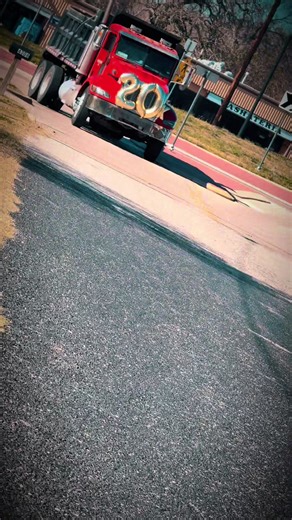 Let’s Gooooooo! #fyp #fypシ゚viral #owneroperator #dumptruckbusiness #peterbilt