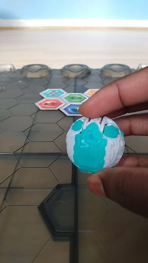 How to roll a bakugan