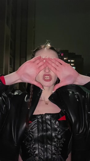 Who wanna rock with @JENNIE 💋 #LIKEJENNIEChallenge #LIKEJENNIE #JENNIE #JENNIE_Ruby