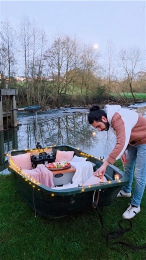 Vous auriez osé le date en barque vous ?