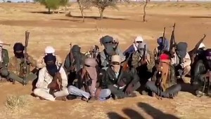 Mali / Gourma: la CMA (Coordination des Rebelle de Kidal) avait démentie le document qui declarait le Gourma une zone de guerre Et au même moment, mercredi le 03 février 2021, sous le commandement de Akli_Iknane_Ag_Souleymane l'ancien député d'Ansongo et actuel membre du CNT et commandant de zone militaire de la CMA dans le Gourma se réorganise pour une opération militaire pour la sécurité et la protection des personnes et de leurs biens ce qui était bien stipulé dans le document qui était censé