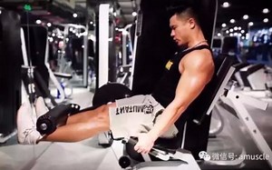 总有人比你更努力，魔鬼式的腿部训练，只为深度刺激！霸道总裁的高效训练！