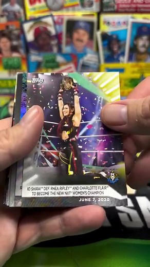 2021 Topps WWE Women’s Division Pack #junkwaxsal #hotgarbage #wwe #toppswwe #2021toppswwe #wrestling #wrestlingcards #packopening | Junk Wax Sal
