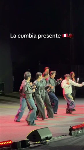 Bien sincronizados Cumbia peruana🤣💗#peru🇵🇪 #onlyfriendsdreamon
