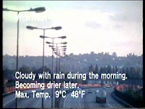 The end of ITN News, a trail for Weekend World then Pam Rhodes has the LWT Weather February 6th 1982 | TVARK