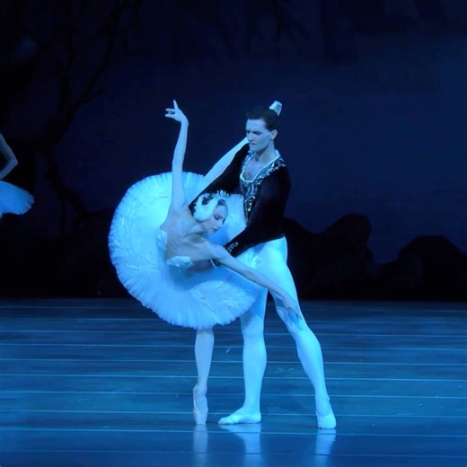 Oksana Skorik and Roman Belyakov - Odette PDD from "Swan Lake" 🦢💎✨ #ballet #balletdancer #ballerina #mariinsky #swanlake | Ballerina de Tutu
