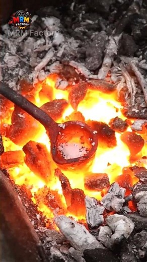 "Casting & Polishing a Stunning Bronze Arrowhead | Ancient Weapon Making at MRM Factory"