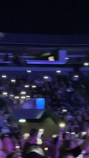 Zostaw⚡️SUBSKRYBUJ ANDRE - MIŁOŚĆ BÓG NAM DAŁ #shorts #lithuania #muzyka #polska #discopolo