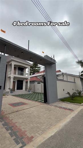 TAMBUU REAL ESTATE on Instagram: "🗽NYUMBA INAUZWA INAVYUMBA 4 NA VYOTE CHOO NDANI JUU KUNA CHUMBA CHOO NDANI NA SEBULE YAKE KUBWA KWAJILI YA BABA NA MAMA ! JIKO KUBWA LENYE KILA KITU NYUMBA IKO FULL AC NYUMBA INA FURNITURE ZOTE MPYA NA NZURI SANA KIWANJA UKUBWA WAKE NI SQM 650 NA KINA HATI YA WIZARA NYUMBA IKO BUNJU BEACH 2 KAMA UNAENDA MBWENI NYUMBA INATAZAMA LAMI MPYA YA MTAA NYUMBA IKO MTAA MZURI SANA MAGOROFA MATUPU NYUMBA INA STOO KUBWA NYUMBA INA FANCE YA UMEME KWA JILI YA ULINZI NYUMBA I