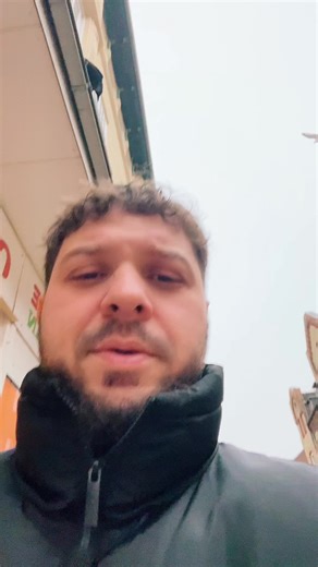 Crush von jedem: Der Druck des Aufstehens