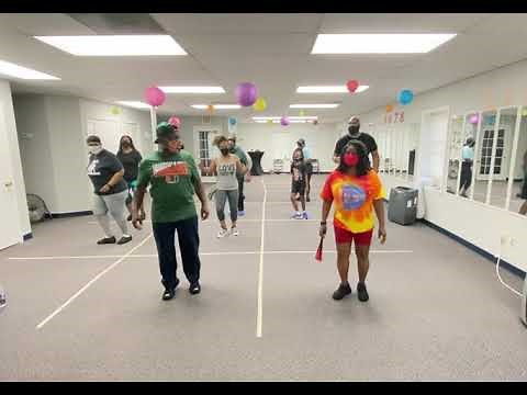 Ooh Wee Line Dance (Dance taught by Triple D’s Line Dancers)