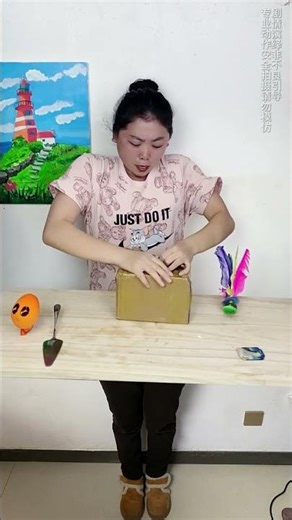 Unbelievable Real-Life Humor: Spring Festival's Ten Thousand Horses Show