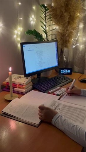 This Study Desk Will Make You Smarter