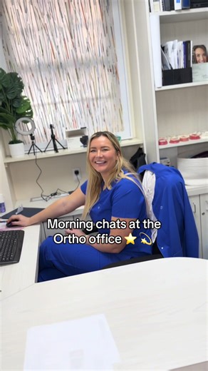 Fun fact.. the busiest part of my day is at the end! 3-6 pm we are swamped! Catch me at 11 am? I’m probably doing computer work or reading my favorite book #orthodontist #dentist #dentaloffice #braces #nycbraces