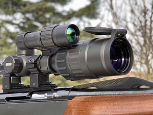 Dnevno-nočni daljnogled Pulsar Digex C-50   puška   dušilec   etiui