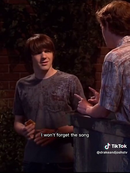 Eric Punches Drake Part 10/14 #drakeandjosh #drakebell #joshnichols #nickelodeon