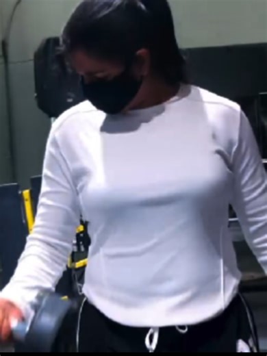 #TikTokCreatorSearchInsightsIncentive #foryou #fyp #fypシ #viral #foryoupage #fitshivii #shivifam #fitgirl #fitness #fitnessfreak #fitnessmotivation #backworkout #bicepsworkout #tricepsworkout #chestworkout #legworkout #legwarmup #pushup #gymlover #shoulderworkout #supermanpunch