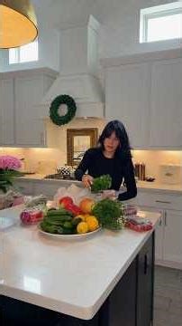 My shift as a house manager home reset weekend reset fridge cleanout produce wash meal prep