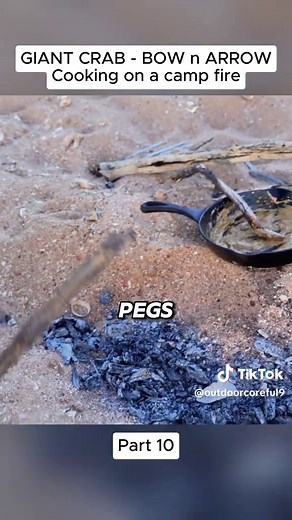 Giant Crab Catch and Cook with Bow and Arrow