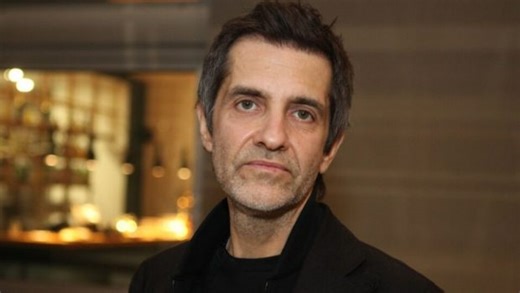 Φοίβος: To αληθινό του όνομα, η ηλικία, οι σπουδές και το όνειρο του και τα 25 χρόνια γάμου με την Καντερέ