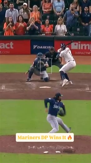 Mariners OF Victor Robles diving catch and double play to win the game against the Astros last night! #mariners #astros #mlb #victorrobles #baseballlife #seattle #seattlemariners #houston #sctop10 #webgem #defense #houstonastros #marinersbaseball | World Baseball Network