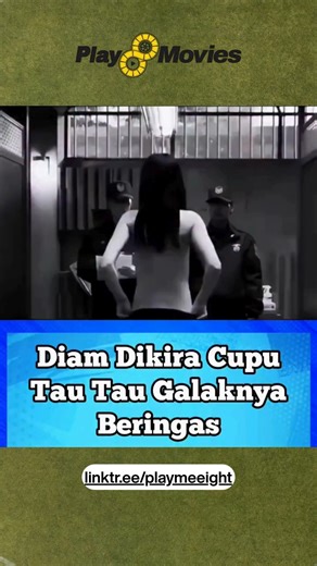 Film Terupdate on Instagram: "Mask Girl bercerita tentang Kim Mo-mi, karyawan kantoran pemalu yang menyimpan mimpi besar menjadi selebriti. Di balik kehidupan yang tampak biasa, ia menjalani dunia kedua sebagai streamer bertopeng bernama Mask Girl. Segalanya berubah ketika Joo Oh-nam, rekan kerja yang diam-diam terobsesi padanya, mengetahui identitas rahasianya. Dari titik itu, hidup Mo-mi terjerumus ke dalam rangkaian kejadian kelam, kasus kriminal, dan konflik dengan Kim Kyung-ja, ibu Oh-nam.
