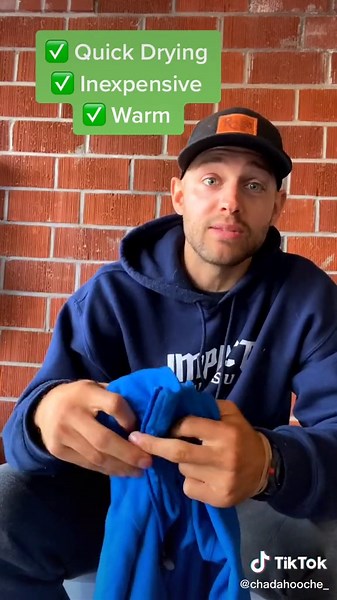 Fleece vs Down Jackets: Best Mid-layer for Wet Weather Explained