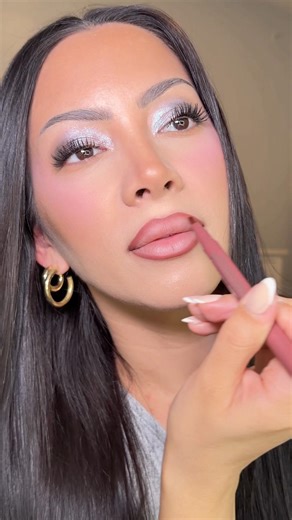 Buxom Cosmetics NEW Dolly Medium lip liner! #buxom #lipliner #newmakeup