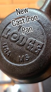 7.5K views · 30 reactions | Got myself a new @lodgecastiron pan. Luckily it dose still fit the gas hob. #cast-iron #cast #cookingoncast #lodge #lodgecastiron #new #mini #minipan | Deandohertygreaser | Facebook