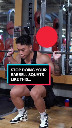 ❌ STOP SQUATTING LIKE THIS! ❌ The barbell back squat is a great exercise to build strength & size on your legs when performed correctly AND safely ✅ Avoid these 3 common mistakes when performing the squat to maximize the effectiveness of this exercise 💪🏼 #barbellsquats #squattips #legworkouts #beginnerworkout #onlinefitnesscoach #gymtips #workouttip