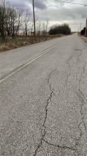 Pls subscribe I really wanna start doing live streams so can you guys help me out