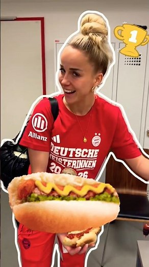 🌭 Congrats GIULIA GWINN 🏆🇩🇪😁 DFB Frauen Team Mannschaft Bayern Munich Women Germany Champions
