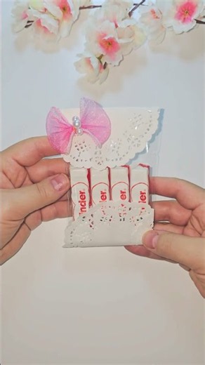 Turn a Small Bag into a Cute Gift Bag🎀 #giftwrapping #giftideas