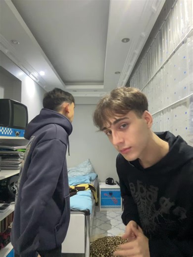 Master the Milkshake Dance with Easy Steps