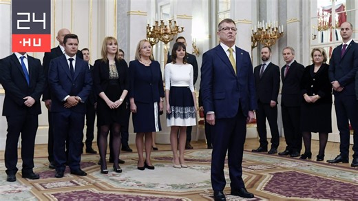 Lebontották Matolcsy Ádám engedély nélkül épített rönkházát | 24.hu