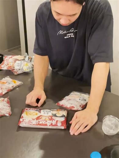 朝倉未来が作った料理が冷凍食品だと気づくのか02