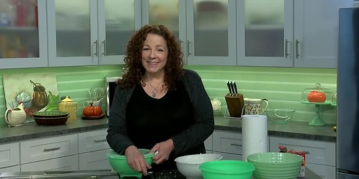 East Texas Kitchen Care: Cleaning sticky, smelly Tupperware