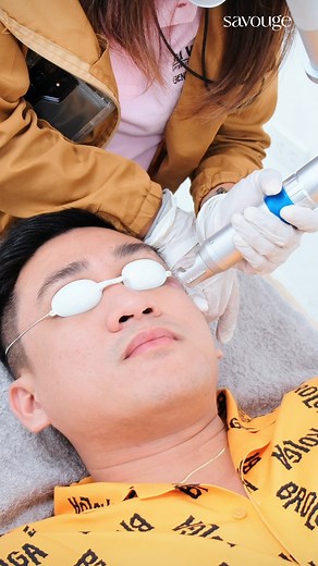 4.7K views · 22 reactions | Got skin discolorations? With our revolutionary Helios 785 Pico laser, you don't need to conceal them forever. Our advanced laser technology is designed to target stubborn dark spots from head to toe. Whether it's on your face, under eyes, knees, nape, underarms, etc, Helios 785 Pico can treat them all. Flaunt your best skin yet by booking an appointment today! #picolaser #helios #darkspotsolution | Savouge Aesthetics Philippines | Facebook