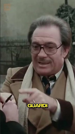 The super bullshit to the traffic warden 😂 Ugo Tognazzi iconic scene from the film Amici miei