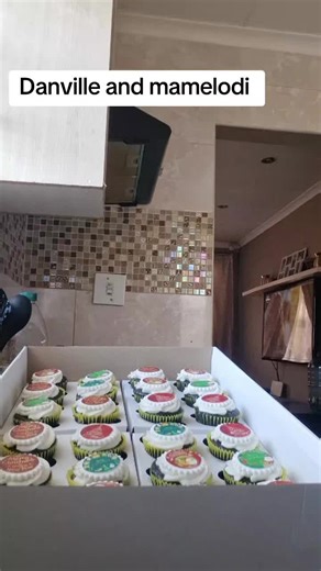 📞083 6661395 WhatsApp #pretoriatiktok #tzaneentiktoker #bakedgoodies #cakes #baker