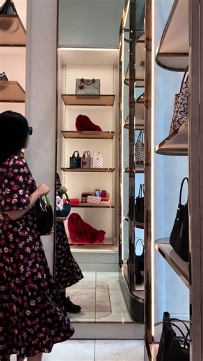 serving in our pre-spring collection 🌸💐 #fyppppppppppppppppppppppp #katespade #viraltiktok @kate spade new york