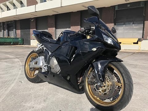 Custom 2005 Honda CBR600RR Lowered 2 Inches With Two Brothers Exhaust