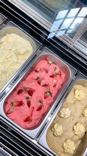 Close your eyes, take a spoonful, and drift away to a sweet paradise. Our Gelato brings that feeling of a relaxing beach day here at Mamma Mia. For reservations, please call: 63 917 100 8256 / 63 917 123 5972 or email us at dine@mandarinpremier.com #MammaMiaAtMandarinBay #ItalianCuisine #MandarinBay #BoracayPH | Mamma Mia Ristorante Italiano