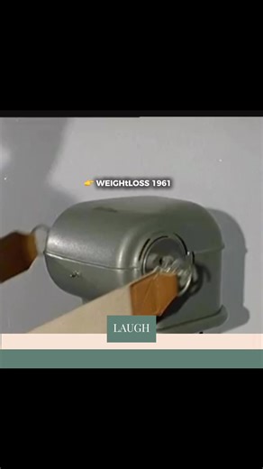 What a Vibrating Belt Was (1961) The vibrating belt machine was marketed in the 1950s–60s as a “passive” fitness gadget — you’d just stand or lean into the motorized belt while it “shook the fat away.”�It was sold as a way to break up belly fat, improve circulation, and tone trouble spots — all with zero sweat required. Of course, science eventually caught up and the claims didn’t hold up. But in that era? Women were sold the dream of results without the work. 👉 Midlife women, would you take th