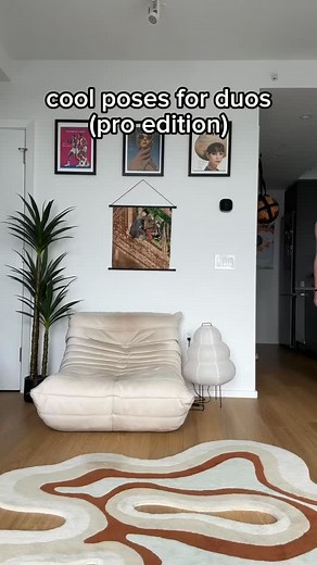 power poses for duos 🧒🏻🧑🏻‍🦰 | Joe Ando