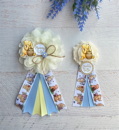 Classic Winnie the Pooh Baby Shower Corsage, Mommy to Be Ribbon Mom Dad Family Pins - Etsy