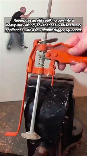 Creative DIY Guide For Turning Caulking Guns Into Jacks