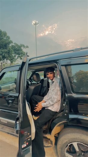 Tonu Jaat on Instagram: "जाट 😋🫶🏻 #trending #jaat #जाट👑 #rajasthan #tiktok #jäät #ajmer #jatt #jatt #dadiya #rj01 #ʜᴀʀʏᴀɴᴀ #ʜᴀʀʏᴀɴᴀ #haryanaclub #haryanagk #kol #panipat #japan #dadiya #haryanaaale #haryana_vale #jattlife #makeuptutorial #natureza #patna"