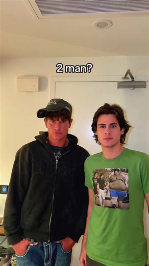 CALIFORNIA COOKIE 🌉 (@unbancookie)’s video of mighty eagle and zeta